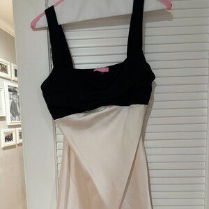 Edikted Contrast Satin Effect Mini Dress – Cream & Black – Size L